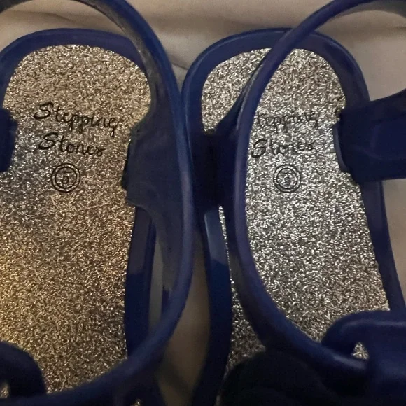 EUC Stepping Stones sandals. Size 5. - Picture 4 of 9